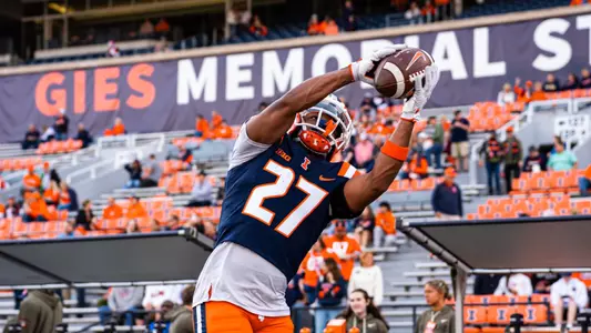 CHAMPAIGN, IL - November 15, 2025 - Running Back Corey Rashad (#27) during the game between the Maryland Terrapins and the Illinois Fighting Illini at Gies Memorial Stadium in Champaign, IL. Photo By Aaron Quinn/Fighting Illini