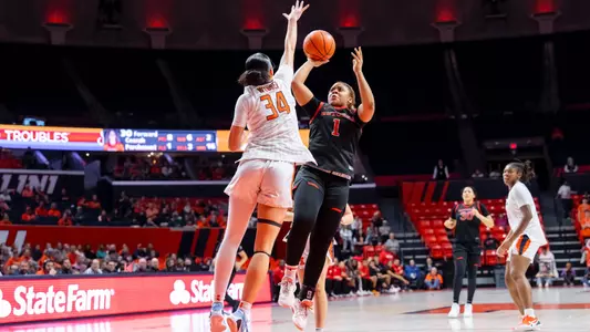 CHAMPAIGN, IL - February 17, 2026 - Guard Maddie Webber (#34) during the game between the Rutgers Scarlet Knights and the Illinois Fighting Illini at State Farm Center in Champaign, IL. Photo By Ashley Ray/Fighting Illini