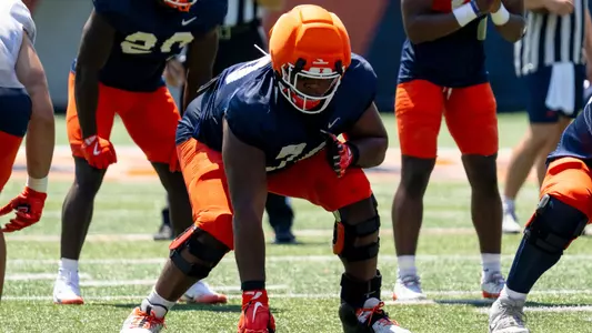 CHAMPAIGN, IL - August 09, 2025 - Offensive Line Tyler McMillan (#70) during practice at Memorial Stadium in Champaign, IL. Photo by Ashley Ray/Fighting Illini