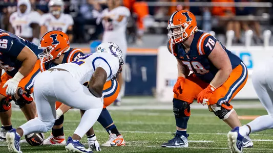 CHAMPAIGN, IL - August 29, 2025 - Offensive Lineman Eddie Tuerk (#78) during the game between the Western Illinois Leathernecks and the Illinois Fighting Illini at in Champaign, IL. Photo by Ashley Ray/Fighting Illini
