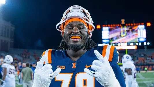 CHAMPAIGN, IL - August 29, 2025 - Offensive Lineman Zafir Stewart (#79) during the game between the Western Illinois Leathernecks and the Illinois Fighting Illini at Memorial Stadium in Champaign, IL. Photo by Quinten Truitt/Fighting Illini