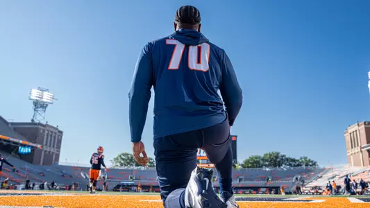 CHAMPAIGN, IL - September 27, 2025 - Offensive Lineman Tyler McMillan (#70) before the Homecoming game between the USC Trojans football and the Illinois Fighting Illini at Memorial Stadium in Champaign, IL. Photo By Lucas Sun