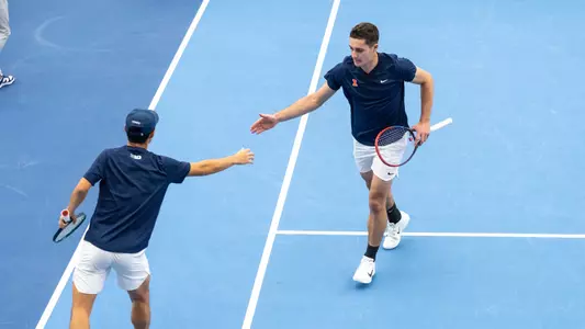 CHAMPAIGN, IL - January 30, 2026 - Jeremy Zhang, David Bakonyi during the match between the Xavier Musketeers and the Illinois Fighting Illini at Atkins Tennis Center in Champaign, IL. Photo By Ashley Ray/Fighting Illini