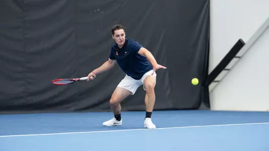 CHAMPAIGN, IL - January 30, 2026 - David Bakonyi during the match between the Xavier Musketeers and the Illinois Fighting Illini at Atkins Tennis Center in Champaign, IL. Photo By Ashley Ray/Fighting Illini