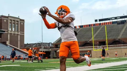 CHAMPAIGN, ILL. - August 07, 2025 - Photo taken during Fall Camp practice of Illinois Fighting Illini Football at Memorial Stadium. (Photo by /Illinois Athletics)