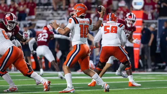 BLOOMINGTON, IL - September 20, 2025 - Quarterback Ethan Hampton (#10) during the game between the Indiana Hoosiers and the Illinois Fighting Illini at Memorial Stadium in Bloomington, IL. Photo by Ashley Ray/Fighting Illini
