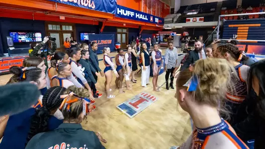CHAMPAIGN, IL - March 08, 2026 - The Fighting Illini during the meet between the Alabama Crimson Tide and the Illinois Fighting Illini at Huff Hall in Champaign, IL. Photo By Ashley Ray/Fighting Illini
