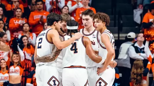 Illinois MBB vs Nebraska - huddle