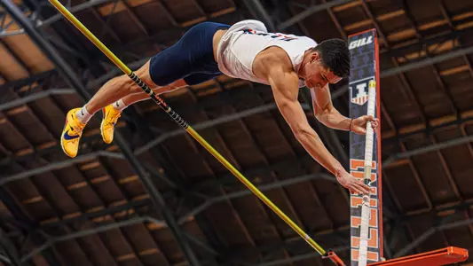 CHAMPAIGN, IL - February 20, 2026 - Decathlete Tim Pelkmans during Illini Last Chance at the Illinois Armory in Champaign, IL. Photo By Eason Zhou/Fighting Illini