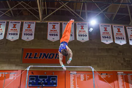CHAMPAIGN, IL - February 28, 2026 - Sam Kaplan during the Tri meet between the Greenvile Panthers, Navy Midshipman and the Illinois Fighting Illini at Huff Hall in Champaign, IL. Photo By Eason Zhou/Fighting Illini