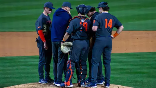 Illinois BASE at USC - mound visit