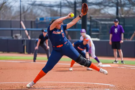 CHAMPAIGN, IL - March 21, 2026 - Right-Handed Pitcher Christina Crawford (#11) during the game between the Northwestern Wildcats and the Illinois Fighting Illini at Eichelberger Field in Champaign, IL. Photo By Eason Zhou/Fighting Illini