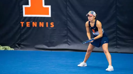CHAMPAIGN, IL - April 12, 2026 - Ariel Madatali during the match between the USC Trojans and the Illinois Fighting Illini at Atkins Tennis Center in Champaign, IL. Photo By Lucas Sun