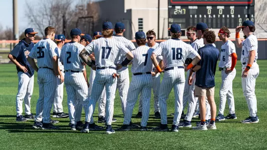 CHAMPAIGN, IL - March 21, 2026 - The Fighting Illini during the game between the Rutgers Scarlet Knights and the Illinois Fighting Illini at Illinois Field in Champaign, IL. Photo By Knox Mynatt/Fighting Illini