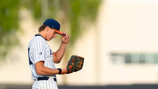 CHAMPAIGN, IL - May 09, 2026 - Left Handed Pitcher Aidan Flinn (#15) during the game between the Northwestern Wildcats and the Illinois Fighting Illini at Illinois Field in Champaign, IL. Photo By Ashley Ray/Fighting Illini