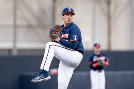 CHAMPAIGN, IL - February 25, 2026 - Right Handed Pitcher Richie LaCien (#16) during the game between the Lindenwood Lions and the Illinois Fighting Illini at Illinois Field in Champaign, IL. Photo By Ashley Ray/Fighting Illini
