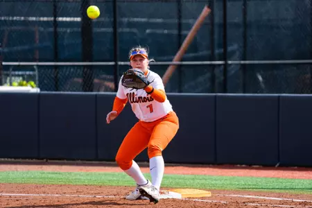 CHAMPAIGN, IL - March 14, 2026 - Catcher Ellie Haggard (#7) during the game between the Iowa Hawkeyes and the Illinois Fighting Illini at Eichelberger Field in Champaign, IL. Photo By Lucas Sun