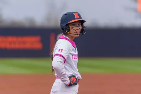 CHAMPAIGN, IL - April 10, 2026 - Infielder Gabrielle Debevec (#4) during the game between the UCLA Bruins and the Illinois Fighting Illini at Eichelberger Field in Champaign, IL. Photo By Eason Zhou/Fighting Illini