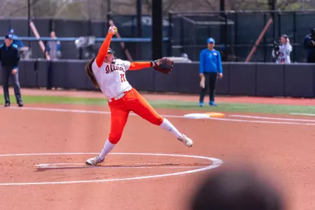CHAMPAIGN, IL - April 11, 2026 - Right-Handed Pitcher Megan Nuechterlein (#27) during the game between the UCLA Bruins and the Illinois Fighting Illini at Eichelberger Field in Champaign, IL. Photo By Knox Mynatt/Fighting Illini