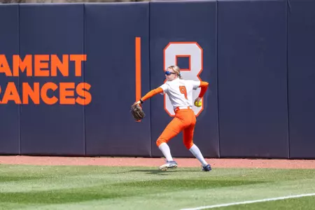 CHAMPAIGN, IL - April 11, 2026 - Outfielder Alaina Miller (#9) during the game between the UCLA Bruins and the Illinois Fighting Illini at Eichelberger Field in Champaign, IL. Photo By Knox Mynatt/Fighting Illini