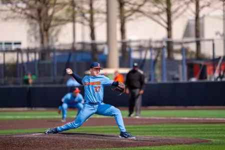 CHAMPAIGN, IL - April 19, 2026 - Right Handed Pitcher Olivier Martel (#27) during the game between the Oregon Ducks and the Illinois Fighting Illini at Illinois Field in Champaign, IL. Photo By Ryan Shepardson/Fighting Illini