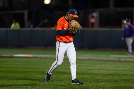 CHAMPAIGN, IL - May 08, 2026 - Left Handed Pitcher Regan Hall (#9) during the game between the Northwestern Wildcats and the Illinois Fighting Illini at Illinois Field in Champaign, IL. Photo By Knox Mynatt/Fighting Illini