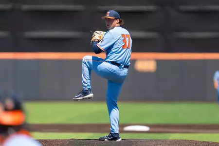 CHAMPAIGN, IL - May 10, 2026 - Right Handed Pitcher Sam Mommer (#37) during the game between the Northwestern Wildcats and the Illinois Fighting Illini at Illinois Field in Champaign, IL. Photo By Ashley Ray/Fighting Illini