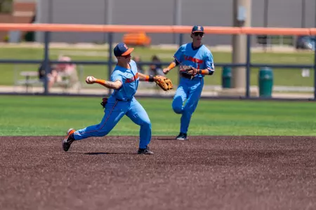 CHAMPAIGN, IL - May 10, 2026 - Infielder J.R. Nelson (#31) during the game between the Northwestern Wildcats and the Illinois Fighting Illini at Illinois Field in Champaign, IL. Photo By Ryan Shepardson/Fighting Illini