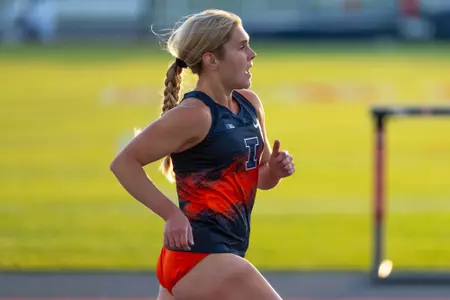 CHAMPAIGN, IL - May 02, 2026 - Distance Runner Avril Andre during Gary Wieneke Memorial Meet at Demirjian Park in Champaign, IL. Photo By Ashley Ray/Fighting Illini