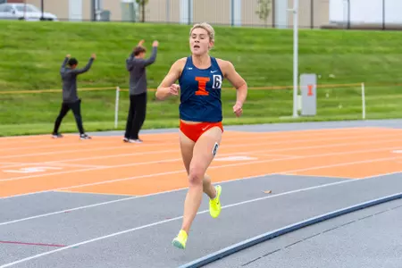 CHAMPAIGN, IL - May 08, 2026 - Distance Runner Avril Andre during the Illini Tune Up at Demirjian Park in Champaign, IL. Photo By Ashley Ray/Fighting Illini