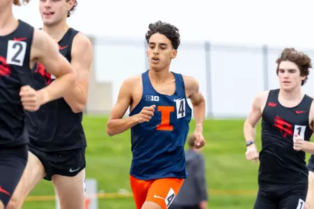 CHAMPAIGN, IL - May 08, 2026 - Distance Runner Adam Patel during the Illini Tune Up at Demirjian Park in Champaign, IL. Photo By Ashley Ray/Fighting Illini