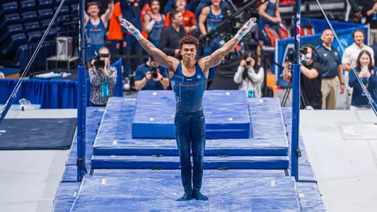 CHAMPAIGN, IL - April 18, 2026 - Sam Phillips during Day 2 of the National Championship at State Farm Center in Champaign, IL. Photo By Eason Zhou/Fighting Illini