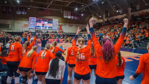 CHAMPAIGN, IL - November 02, 2025 - \vb during the match between the Iowa Hawkeyes and the Illinois Fighting Illini at Huff Hall in Champaign, IL. Photo By Eason Zhou/Fighting Illini