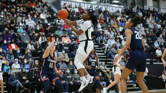 Janai Crooms - Women's Basketball