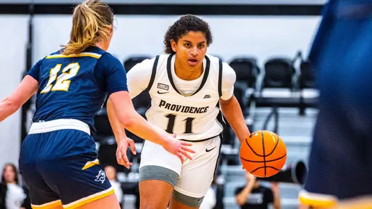 Nariah Scott action photo during a women's basketball game against Southern New Hampshire