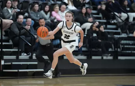 Kendall Eddy - women's basketball action shot vs. Iona