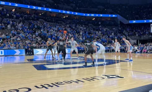 MBB Tip-Off Creighton
