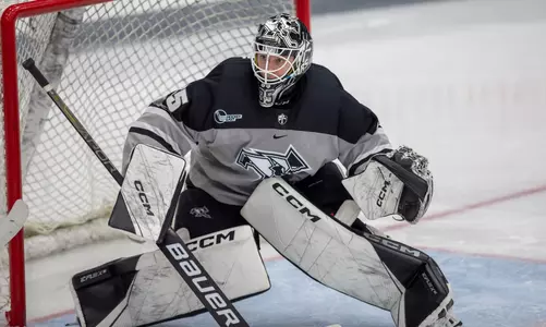 Men's Hockey Philip Svedeback