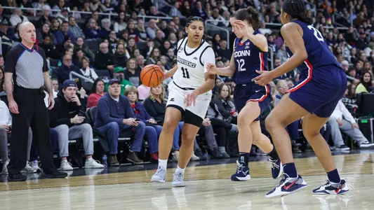 Nariah Scott - action photo vs. UConn