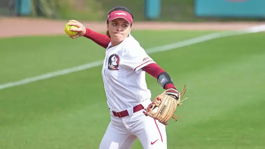 Softball Sweeps Syracuse To Remain Perfect In ACC Play