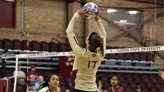 Front Row Comes Together as Volleyball Sweeps TCU