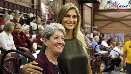 Reynaud Inducted into AVCA Hall of Fame at 2018 Convention