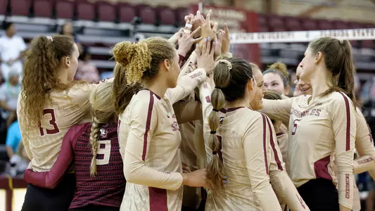 Volleyball Falls In Five Sets At North Carolina