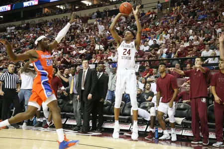 Basketball Plays At Florida On Sunday At 1:00