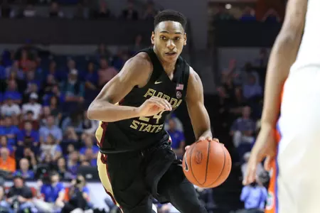 Basketball Tops No. 17 Tennessee, 60-57