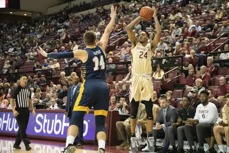 Basketball Tops Chattanooga, 89-53; Now 3-1