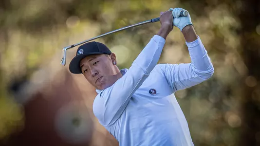 Florida State Clings to Two-Shot Lead Entering Final Round