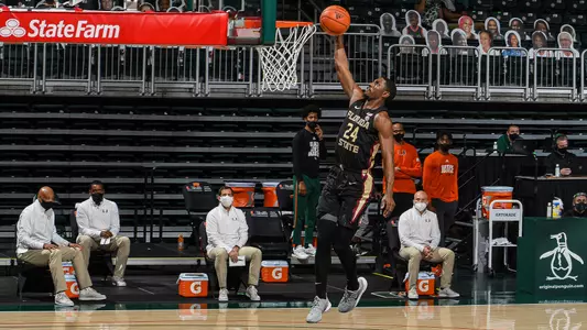 Basketball Defeats Miami, 88-71