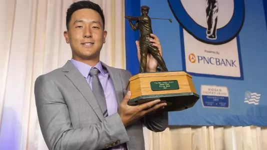 JOHN PAK WINS BEN HOGAN AWARD