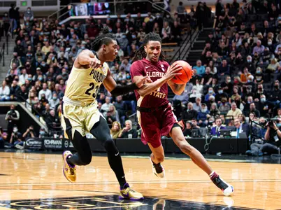 Men’s Hoops Falls At No. 2 Purdue